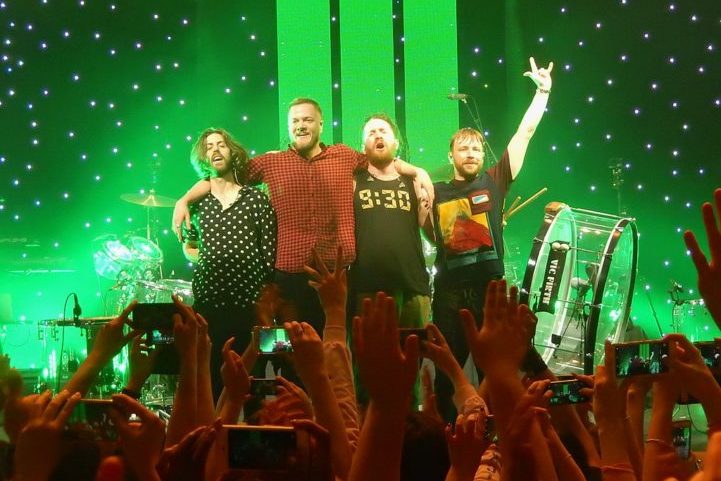 Em 2015, o Imagine Dragons retornou ao festival, desta vez em Las Vegas, Nevada, trazendo um show enérgico e aclamado pelos fãs. 