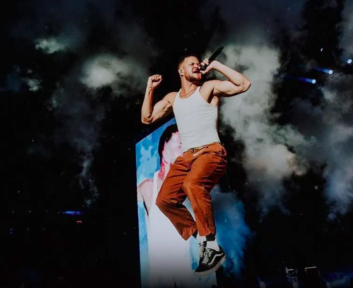 Quando era criança, a família veio ao Brasil em uma missão, e o artista tem lembranças carinhosas daquela época. 