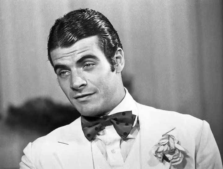 Nas décadas de 1970 e 1980, o ator chegou a ser um dos maiores galãs das novelas da TV Globo.