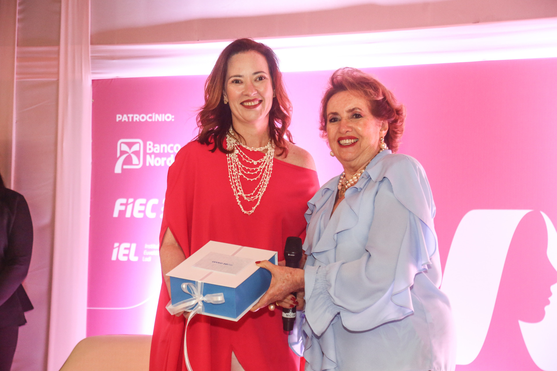 Debora Sombra e Lêda Maria.