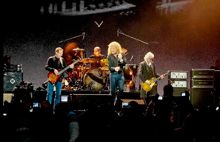 O Led Zeppelin também foi acusado de plagiar Taurus, da banda Spirit, no rock Stairway to Heaven, no disco Led Zeppelin IV (1971). 