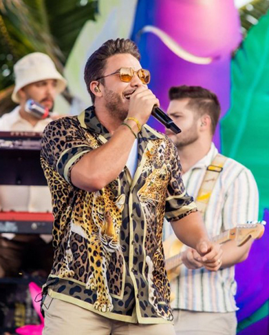 Wesley Safadão foi acusado de plágio por Jonas Alves pela música Vaqueirinha Maltrata, mas ganhou a causa em abril deste ano. Jonas alegava ser autor da música, sem ter recebido pela composição.