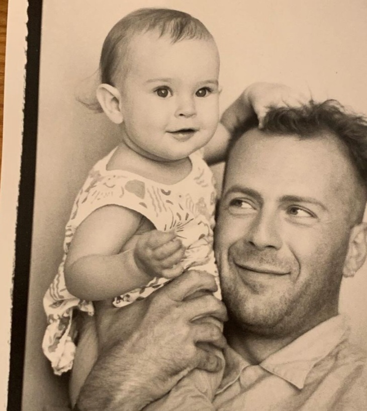 Rummer acrescentou: Olhando para estas fotos, estou cheia da mais profunda gratidão por termos escolhido passar esta vida juntos”.