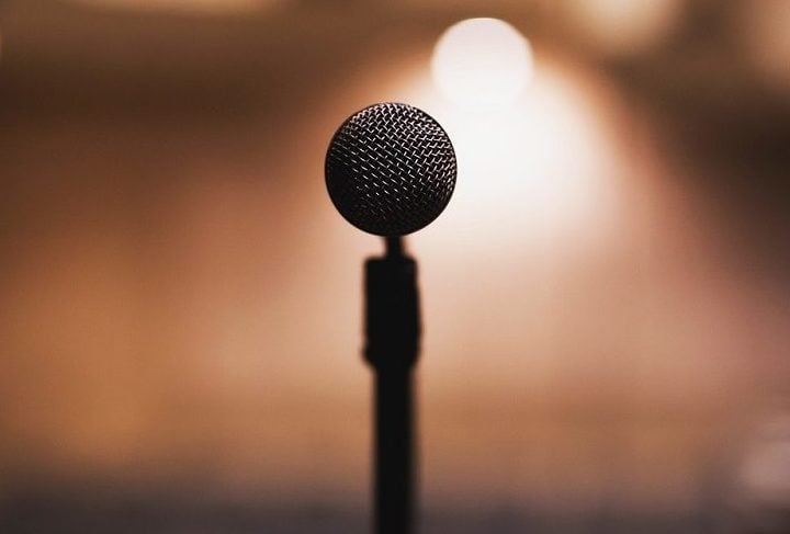 Ela observa que a atual geração de estrelas tem mais facilidade em abordar esse tema, pois cresceu com uma compreensão mais ampla sobre saúde mental e a importância de estabelecer limites.