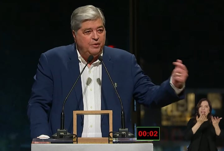 O que você fez comigo hoje foi terrível. Espero que Deus lhe perdoe. Você me pediu perdão anteontem. Eu te perdoei, disse Datena.