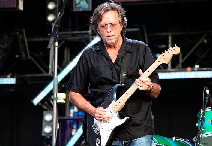 Ao longo de sua carreira, Eric Clapton acumulou inúmeros prêmios, incluindo 18 Grammy Awards.