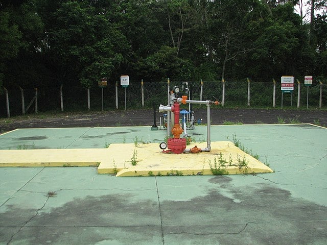 Ele produziu óleo e gás até março de 1966, quando ocorreu seu fechamento.[Hoje, esse poço é tombado pelo Instituto do Patrimônio Artístico e Cultural da Bahia.