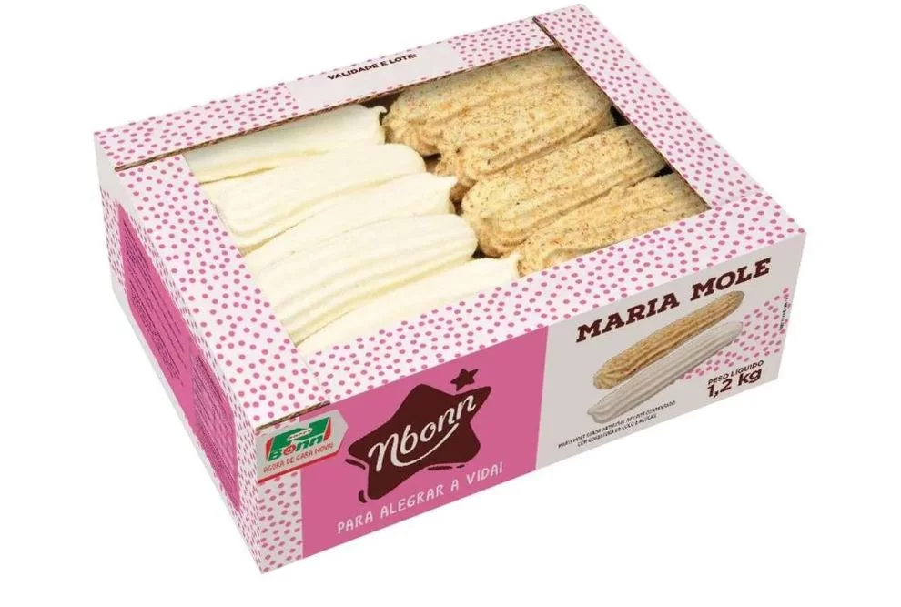 Maria-Mole - Doce típico brasileiro, feito com açúcar, claras em neve, gelatina incolor e – opcionalmente – coco ralado para a cobertura. Depois de pronto fica mole, com a consistência esponjosa semelhante à do marshmallow, mas não pegajosa.