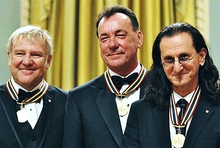 3º - Rush - Desde o lançamento do seu primeiro álbum, a banda de rock tornou-se conhecida pelas habilidades instrumentais de seus membros, as composições complexas e as letras que ressaltam ficção-científica, fantasia e filosofia .