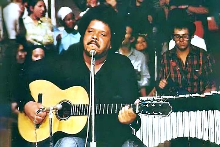 De volta ao Brasil, no final da década de 1960, Tim Maia começou a ganhar notoriedade ao lançar músicas que misturavam o soul americano com ritmos brasileiros.