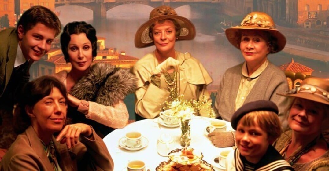 Um de seus principais papéis foi como protagonista no clássico de 1999 “Chá com Mussolini”, sobre um grupo de mulheres britânicas de classe média alta que viviam em Florença, na Itália, durante a época do fascismo. O filme foi dirigido por Franco Zeffirelli.