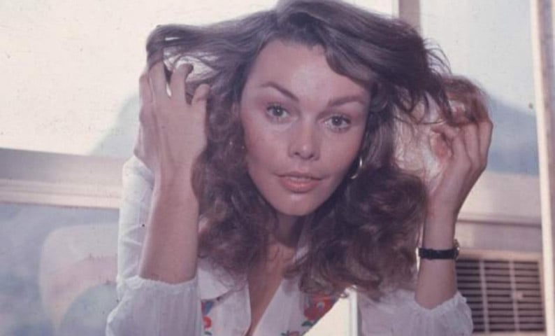 Ângela Diniz - A atriz de 32 anos foi assassinada com 4 tiros no rosto, em 30/12/1976, pelo ex-companheiro, Doca Street, que não aceitava a separação. Foi condenado a 15 anos de prisão, após pressão popular (um marco do movimento feminista no Brasil).   