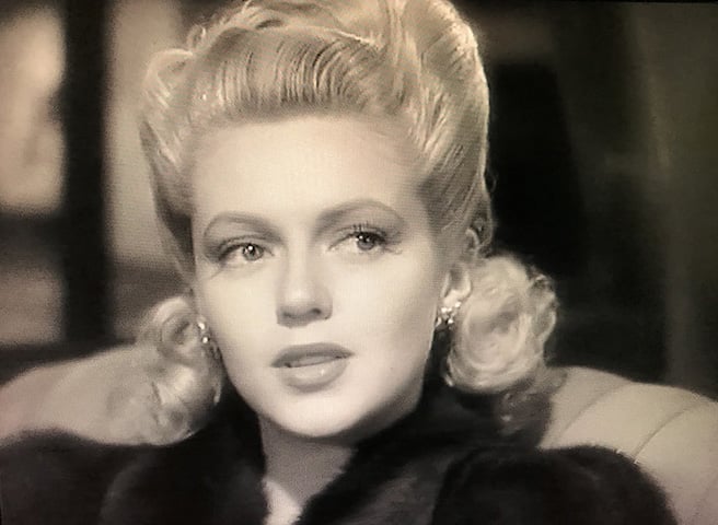Lana Turner (1921-1995) - EUA - Tomava coca-cola numa lanchonete, aos 15 anos, quando foi vista por um produtor . Sua carreira começava ali. Símbolo sexual nos anos 1940 e 1950. 