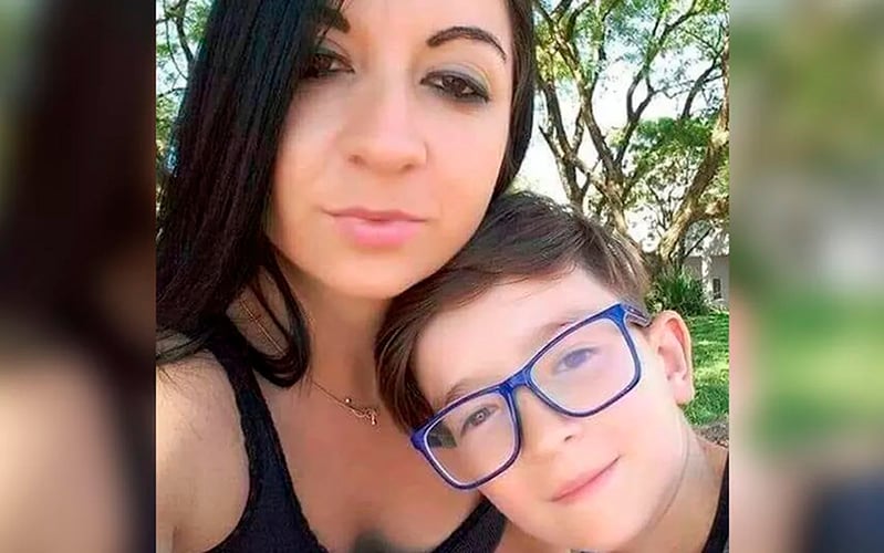 Rafael Winques - O menino de 11 anos foi encontrado morto numa caixa no Rio Grande do Sul, em maio de 2020. Ele foi estrangulado. A mãe Alexandra Dougokenski foi condenada a 30 anos de cadeia pelo crime. 