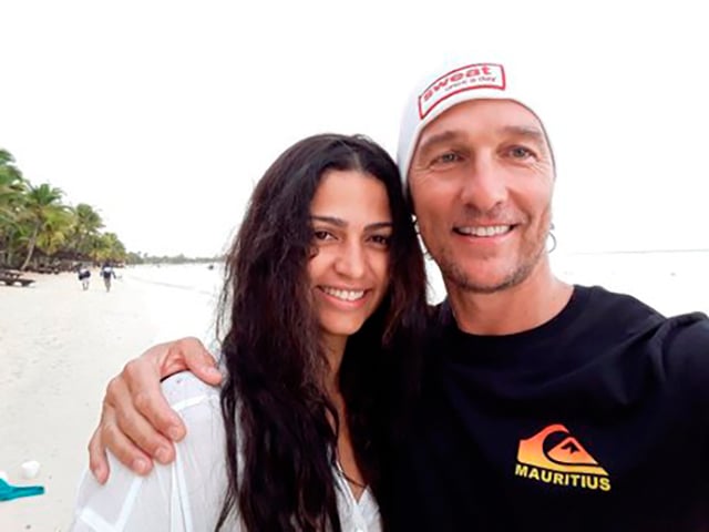 O que eu amo no Brasil é que vocês têm um ambiente constantemente musical. Não importa a sua profissão, você pode ser o responsável por limpar as ruas, um advogado bem rico ou um ator. Há um senso de honra e de orgulho, um senso de performance que eu amo sobre a cultura brasileira. E isso está no ar, afirmou sobre o Brasil.