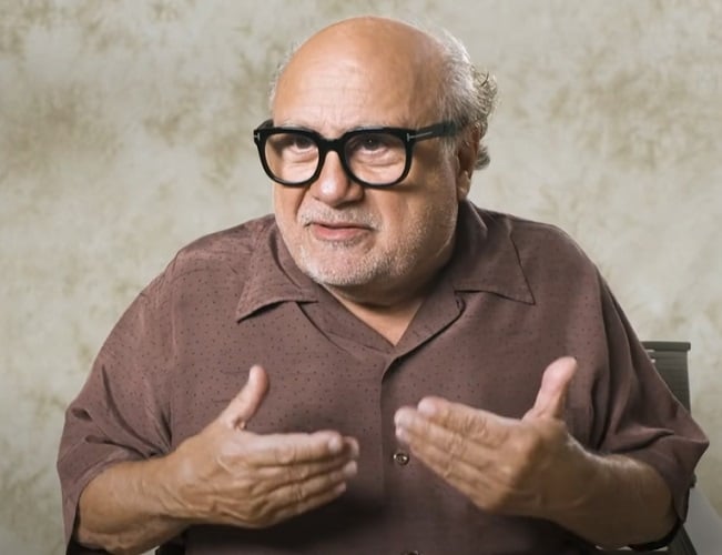 Danny De Vito - O ator americano, conhecido não apenas pelo talento, mas pela estatura de apenas 1,47m, esteve na temporada 2, episódio 28.