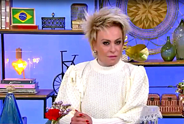 A apresentadora chamou uma reportagem sobre um caso de racismo envolvendo os filhos da atriz Giovanna Ewbank e do ator Bruno Gagliasso. No entanto, apareceu o início de uma reportagem sobre macacos. Horas após o programa, a apresentadora foi ao X (antigo Twitter) afirmar que demitiu a funcionária responsável.