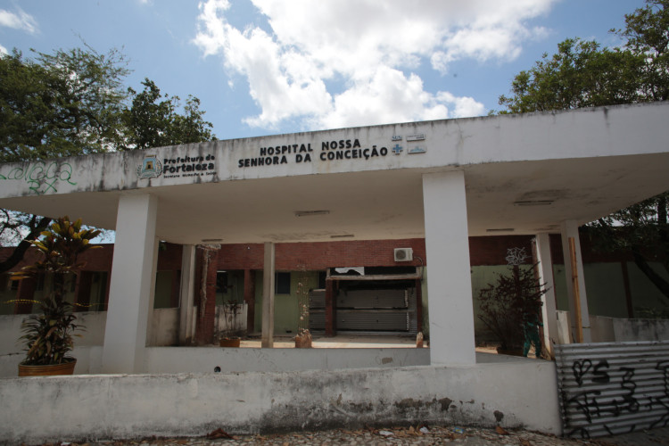 FORTALEZA-CE, BRASIL, 30-09-2024: Prefeitura assina ordem de reforma Hospital Nossa Senhora da Conceição.  Conjunto Ceará. (foto: Fabio Lima/ OPOVO)