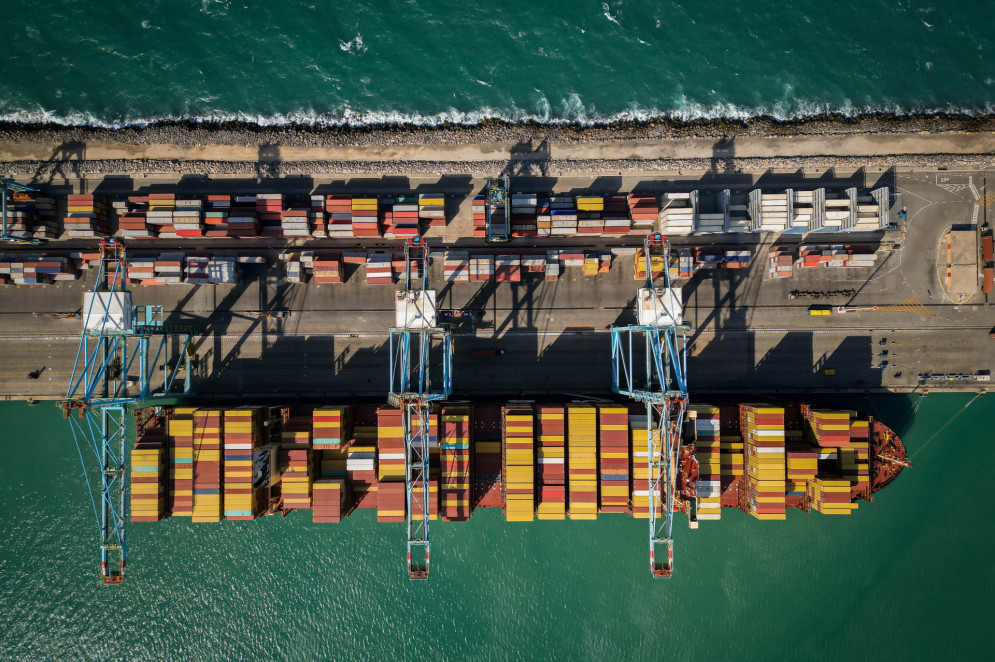 Governo do Estado mapeia setores impactados com tarifaço dos EUA