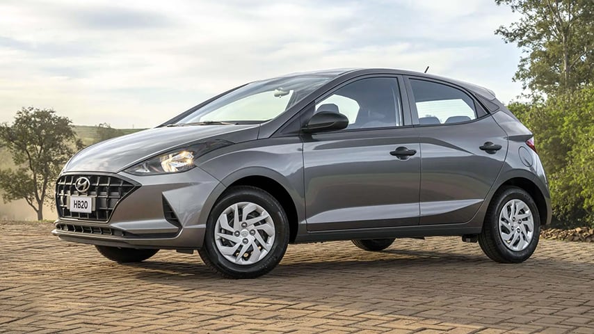 O Hyundai HB20 foi o primeiro modelo da montadora coreana a ser desenvolvido 100% no Brasil e já chegou revolucionando o mercado. O modelo elevou a qualidade de design, acabamento e central multimídia dos compactos no país.