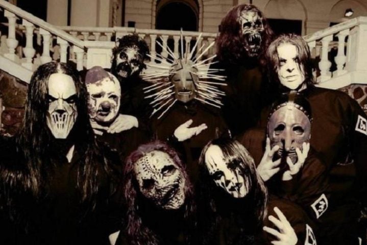 O anonimato também permitia que os fãs se concentrassem na música em si, sem se prenderem em aparências.