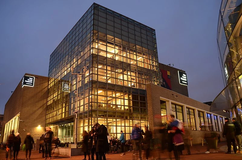 19º lugar: Amsterdã, na Holanda - A capital holandesa destaca-se por seu patrimônio artístico, especialmente os museus com pinturas de artistas do porte de Rembrandt, Vermeer e Van Gogh. Na pesquisa, os habitantes também exaltaram as opções musicais da cidade.