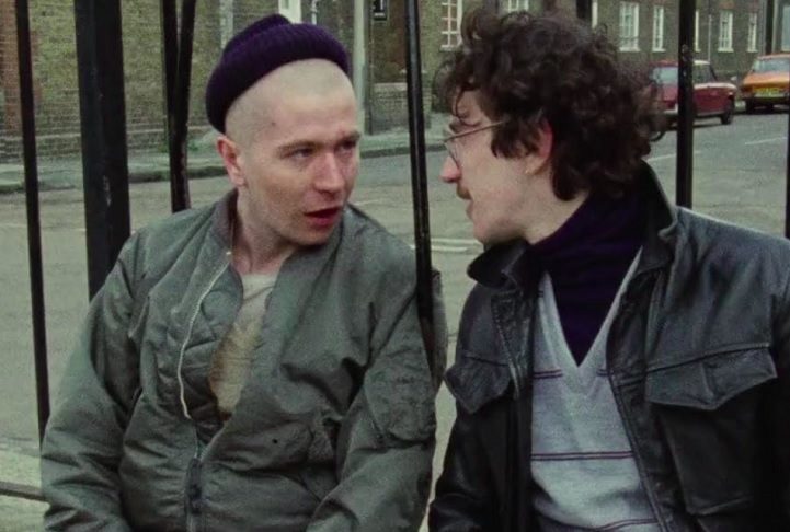 Já no ano seguinte, Oldman emplacou seu primeiro papel como protagonista, no filme Meantime, feito para a TV.