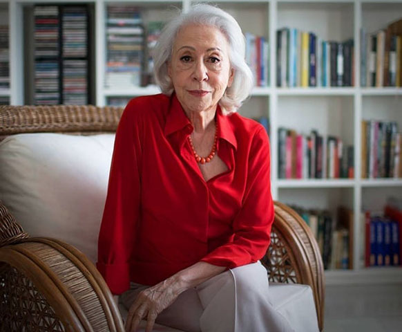 Fernanda Montenegro - Uma das mais festejadas atrizes brasileira, seja na teledramaturgia, teatro ou cinema, protagonizou o longa “Central do Brasil”, de Walter Salles, filme que tornou-se um dos clássicos dos anos 1990. 
