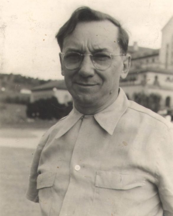 Cândido Portinari - Nasceu em 29 de dezembro de 1903, no município de Brodowski, São Paulo. Morreu em 1962.