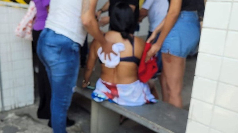 Vítima teve ferimentos nas costas e recebeu atendimento de emergência