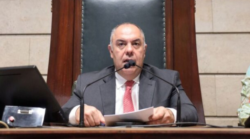 Votação ocorreu neste domingo (6) por todo o Brasil. Nenhum nome ligado ao esporte foi eleito prefeito ou vereador 