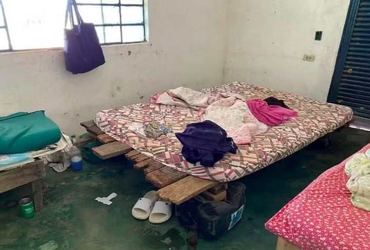 De acordo com o relatório, embora esses trabalhadores também estivessem sem registro e sem acesso a direitos trabalhistas, suas condições não foram consideradas degradantes o suficiente para serem classificadas como trabalho análogo à escravidão.