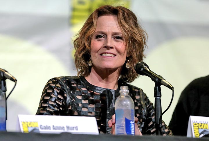 Ela é também uma ativista do meio ambiente, e é membro do Conselho de Curadores do Fundo Mundial para a Natureza (WWF).