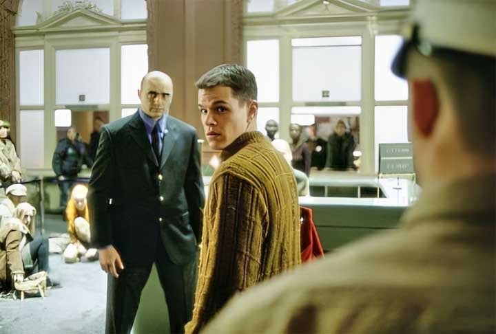 Matt Damon se tornou o protagonista de uma série de filmes alemã-americana de ação, espionagem e suspense, baseada no personagem literário Jason Bourne. Ao todo, foram cinco filmes, sendo o primeiro deles A identidade Bourne, em 2002.