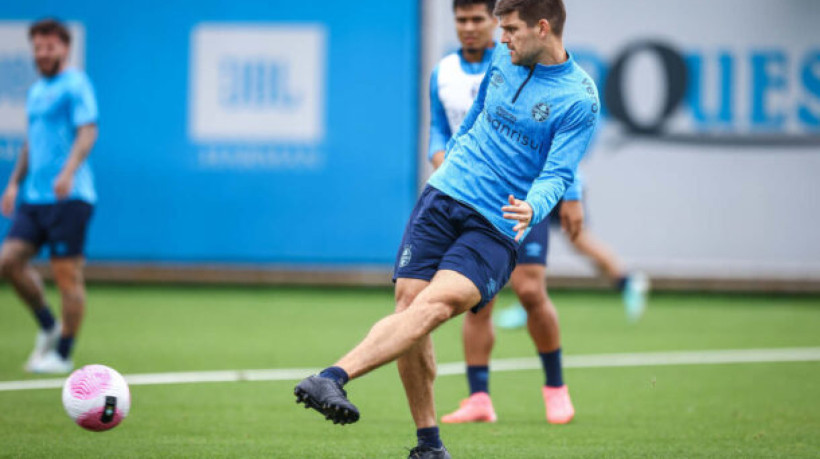 Zagueiro será poupado pelo técnico Renato Gaúcho de olho no Gre-Nal da próxima semana. Imortal tem outros desfalques certos