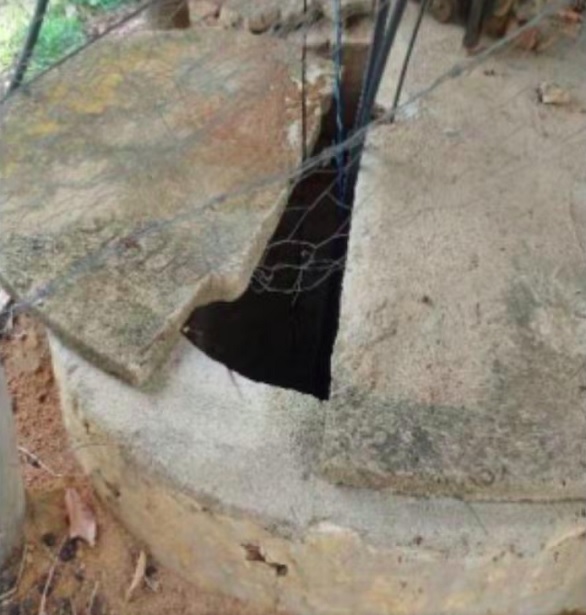 Os fiscais constataram que a única água disponível para os trabalhadores vinha de um poço sem manutenção, com a tampa quebrada, permitindo a entrada de animais, o que podia causar algum tipo de contaminação.