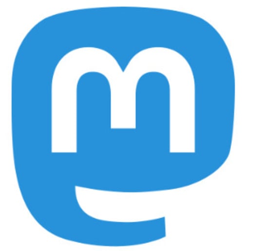 3- MASTODON - Essa rede existe desde 2016 e tem uma linha do tempo de atualizações curtas que são classificadas em ordem cronológica.  Ela permite que os usuários participem de vários servidores diferentes  em vez de uma plataforma central. 