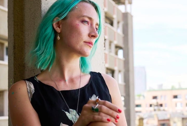 Em franca ascensão, a atriz já tem 4 projetos futuros em produção: o filme “Blitz“, dirigido por Steve McQueen (de 12 Anos de Escravidão); o thriller de comédia Bad Apples; o drama independente The Outrun e um novo filme da saga As Crônicas de Nárnia.