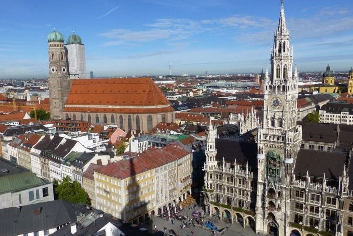 Além de ser o lar original da Oktoberfest, Munique é uma das cidades mais famosas da Alemanha. Conheça esse lugar encantador, cheio de história e peculiaridades!