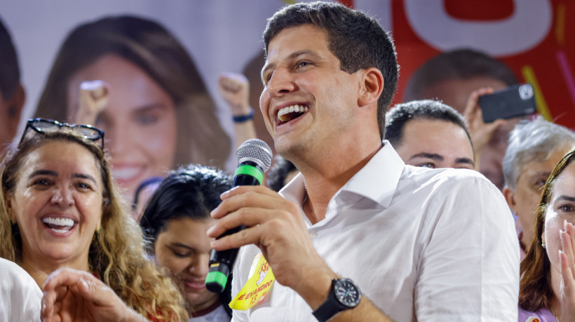 Jo&atilde;o Campos lidera pesquisa Quaest divulgada na sexta-feira, 22, em disputa pelo governo de Pernambuco.