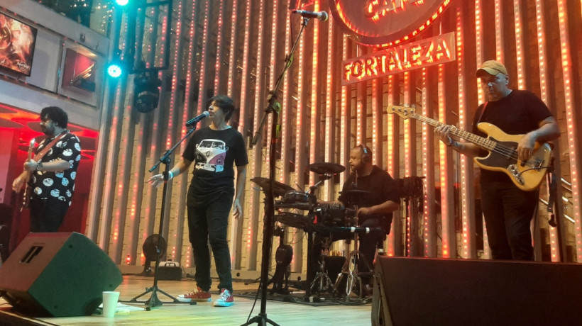 Banda Jardim Suspenso