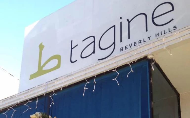 Ele é sócio de um restaurante localizado em Beverly Hills, chamado Tagine. Ou seja, além de ator, também se dedica ao ramo de negócios como empresário. 