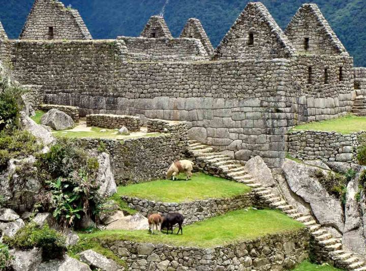 O peruano assumiu o título de supa inca na época em que o Império já havia perdido sua capital Cusco. Na ocasião, ela resumia-se apenas à região de Vilcabamba, dezenas de quilômetros ao norte de Cusco.