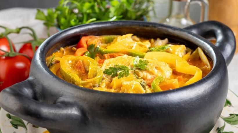 Moqueca de peixe (Imagem: WS-Studio | Shutterstock) 