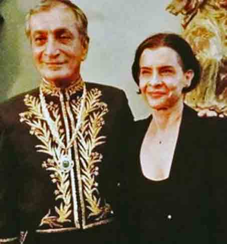 Sucessos de Marina, como “Fullgás”, “À Francesa”, “Deixe Estar” e “Pra Começar” têm letra de Antonio Cicero. 

