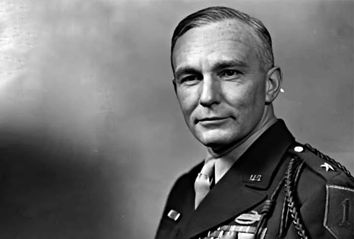 George Tylor nasceu em 14 de fevereiro de 1899 e foi um militar norte-americano. Ele se tornou uma das personalidades importantes na história das forças armadas dos Estados Unidos. 