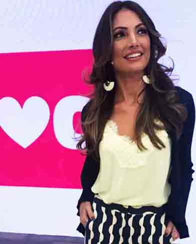 Em 2015, a gaúcha passou a trabalhar no departamento de entretenimento da Globo, apresentando programas como “É de Casa” e “Mais Você”. 

