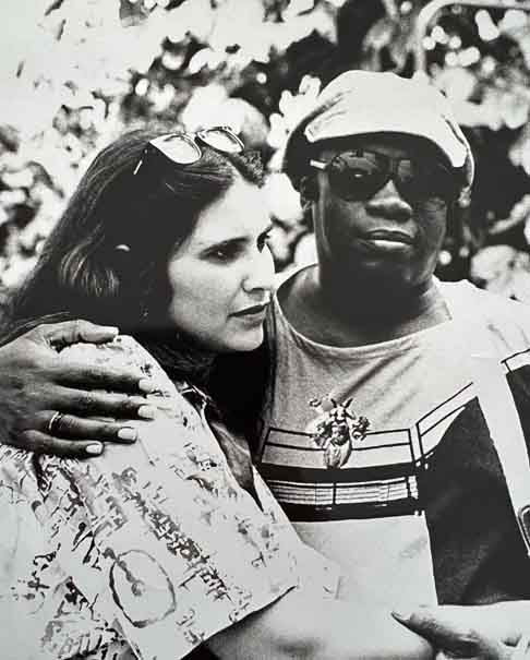 O artista foi apelidado de Bituca ainda criança, por fazer um bico quando estava contrariado, em uma referência aos índios botocudos. Milton começou a gostar de música por influência da mãe, que havia estudado com o maestro Villa Lobos. 