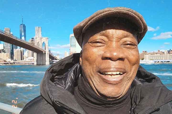 A Universidade do Estado de Minas Gerais (UEMG) concedeu a Milton Nascimento o título de Doutor Honoris Causa. É também Doutor Honoris Causa pela Berklee College of Music, título concedido em maio de 2016 em Boston, Massachusetts, nos Estados Unidos. Em 2023, optou por
