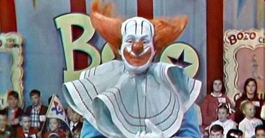  Bozo - Criado em 1946 por Alan Livingston nos EUA, apareceu na TV em 1949. Seu primeiro intérprete foi Vance Colvig, dublador oficial do pateta. O Programa do Bozo também foi exibido em outros países, inclusive no Brasil (SBT), onde 15 atores já personificaram o palhaço. 